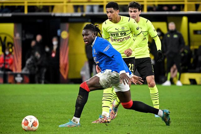 回来了！武桐桐恢复训练 去年世界杯决赛重伤